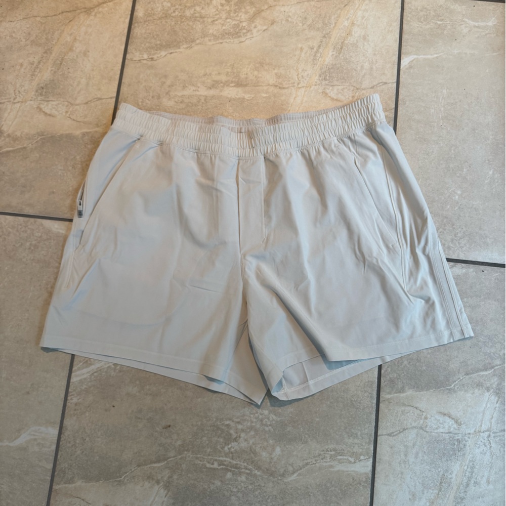 New Lululemon 5” shorts